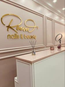 Salon Signs Salon sign ideas 2 225x300