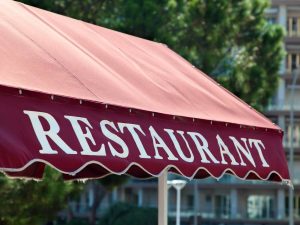 Anaheim Outdoor Signs store front outdoo signs – 5 300x225