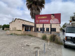 coming soon banners for retailers in orange county, ca